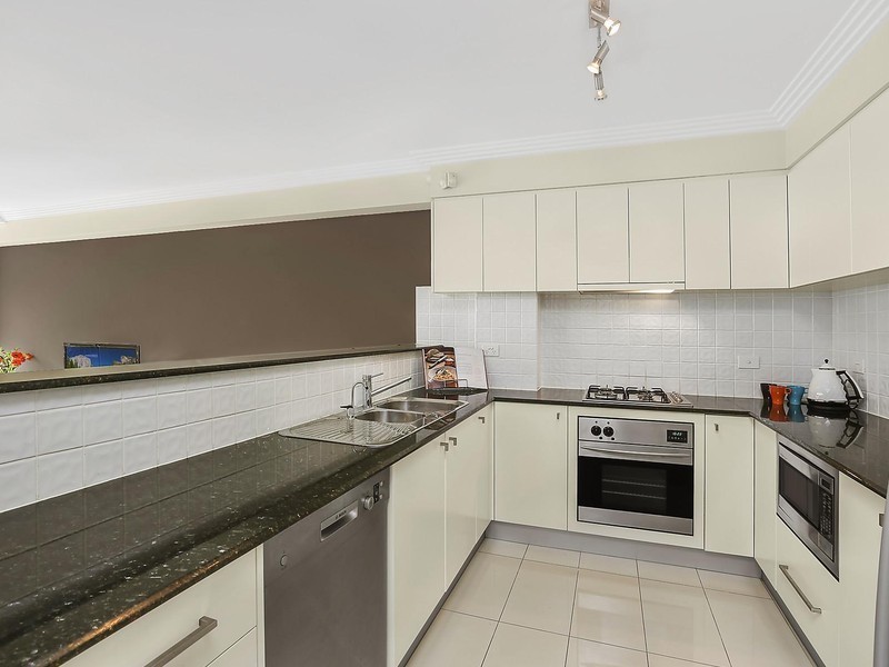 12/1 Hume Avenue, Castle Hill NSW 2154