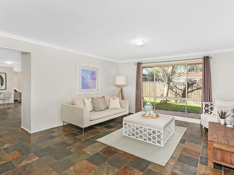 16A Lackenwood Crescent, Galston NSW 2159