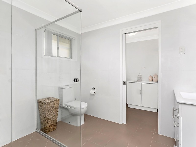 17 Jamberoo Avenue, Baulkham Hills NSW 2153