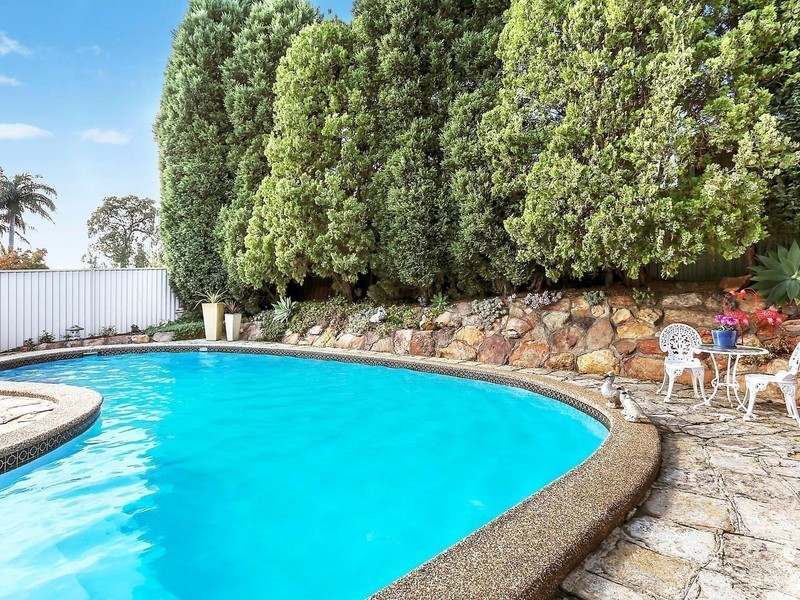 17 Jamberoo Avenue, Baulkham Hills NSW 2153