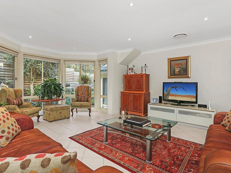 5 Lynton Green, West Pennant Hills NSW 2125