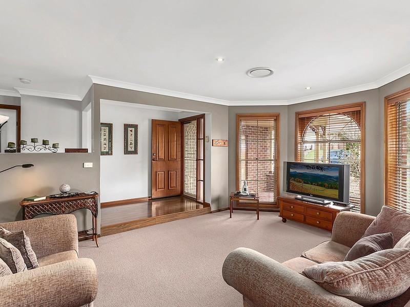 1 Cotton Grove, Stanhope Gardens NSW 2768