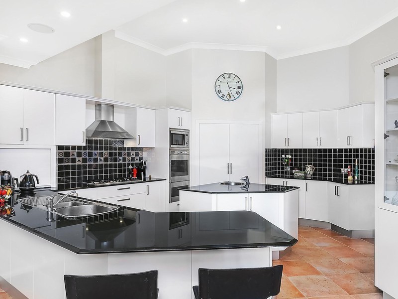 3 Neville Court, Castle Hill NSW 2154