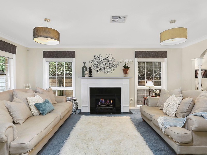 6 Copplestone Place, Castle Hill NSW 2154