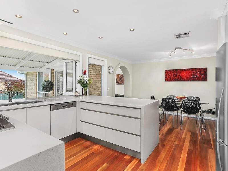 6 Copplestone Place, Castle Hill NSW 2154