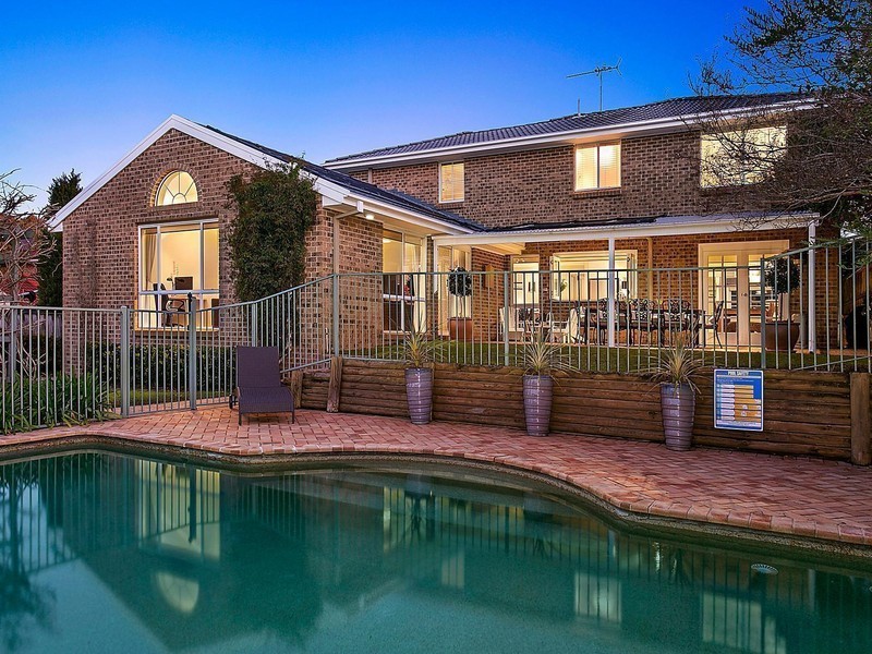 6 Copplestone Place, Castle Hill NSW 2154