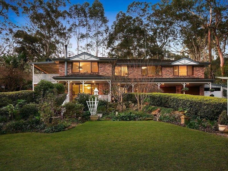 13 Ferncliffe Road, Glenhaven NSW 2156