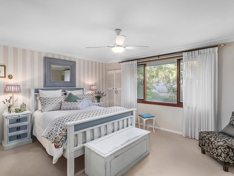 13 Ferncliffe Road, Glenhaven NSW 2156