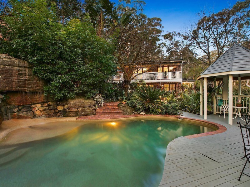 13 Ferncliffe Road, Glenhaven NSW 2156