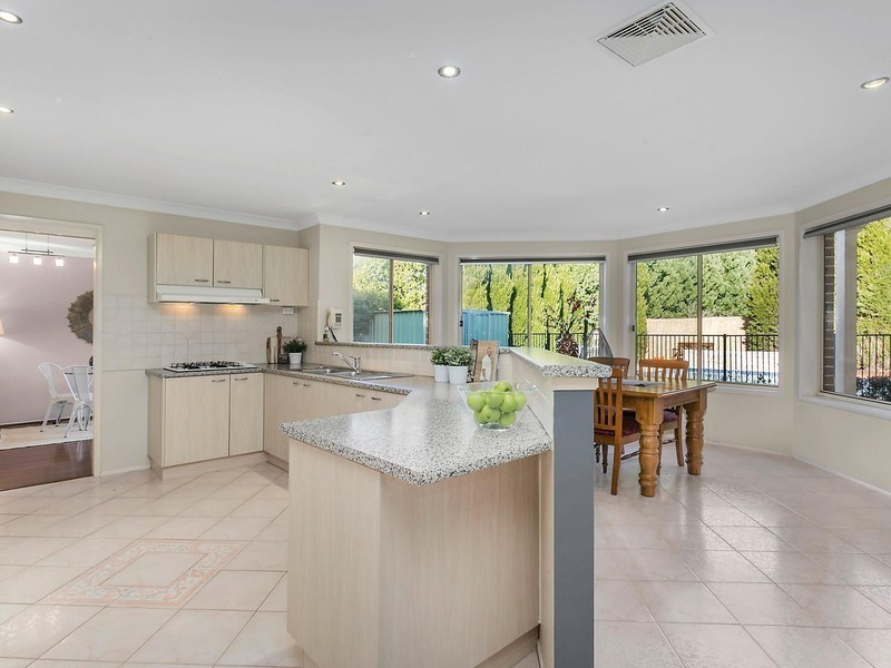 28 James Mileham Drive, Kellyville NSW 2155