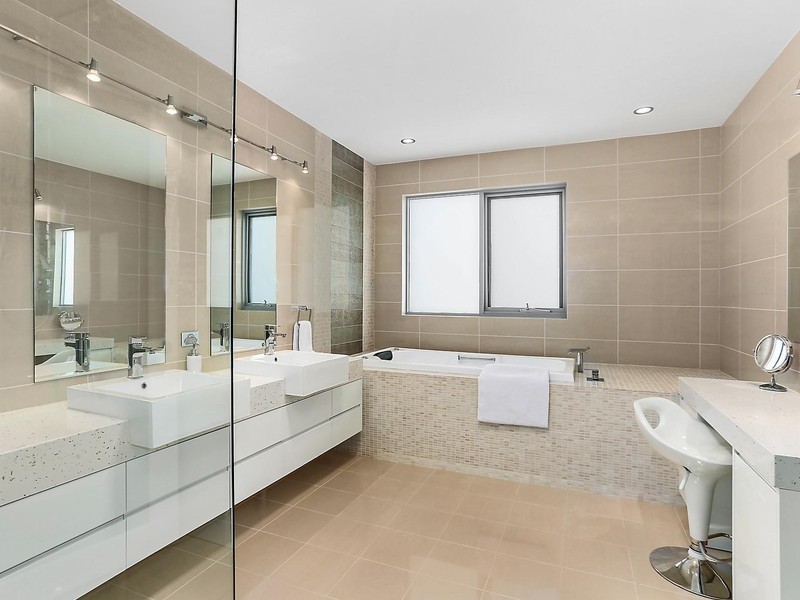 16 Stonybrook Terrace, Bella Vista NSW 2153