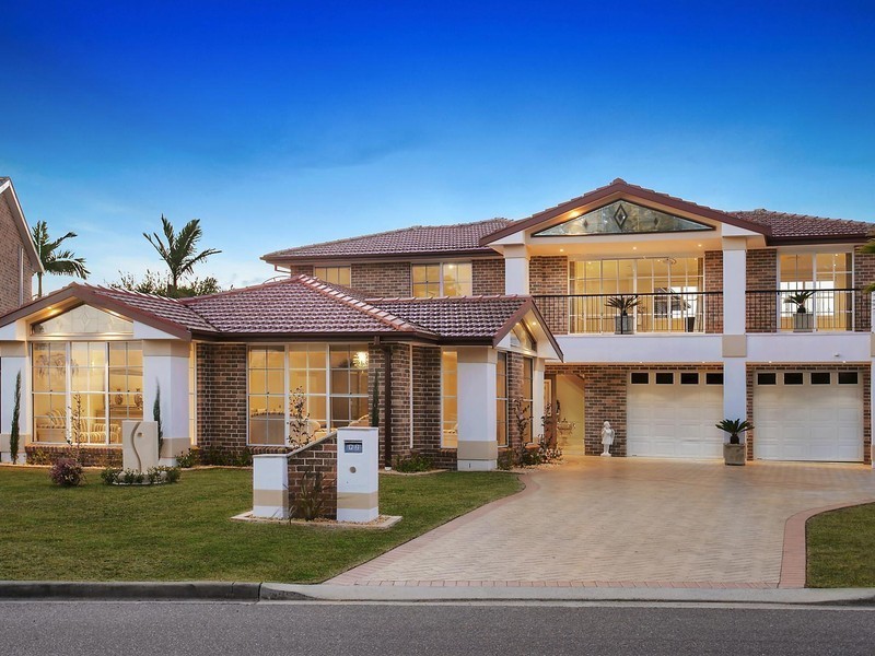 92 Gooraway Drive, Castle Hill NSW 2154