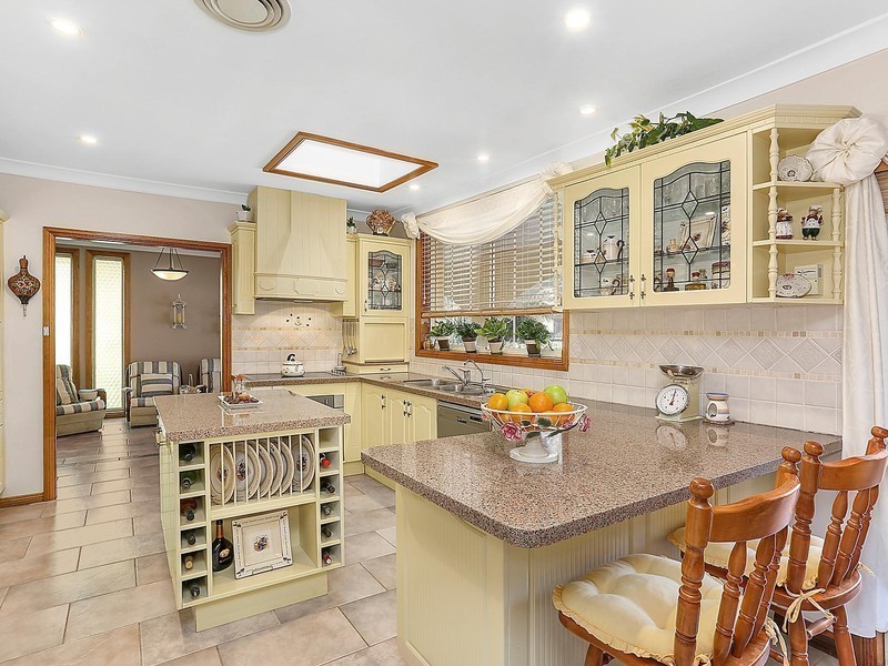 4 Burradoo Close, North Rocks NSW 2151