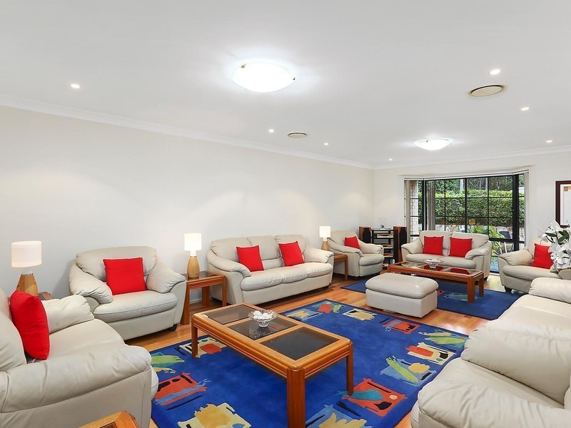 104 Coonara Avenue, West Pennant Hills NSW 2125