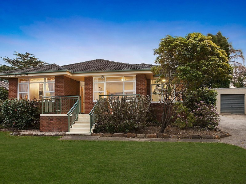 19 Wyldwood Crescent, Baulkham Hills NSW 2153