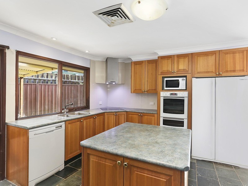 12 Goodhall Avenue, Baulkham Hills NSW 2153