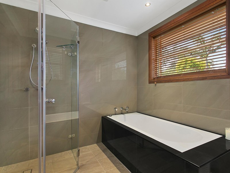 11 Henley Close, Castle Hill NSW 2154