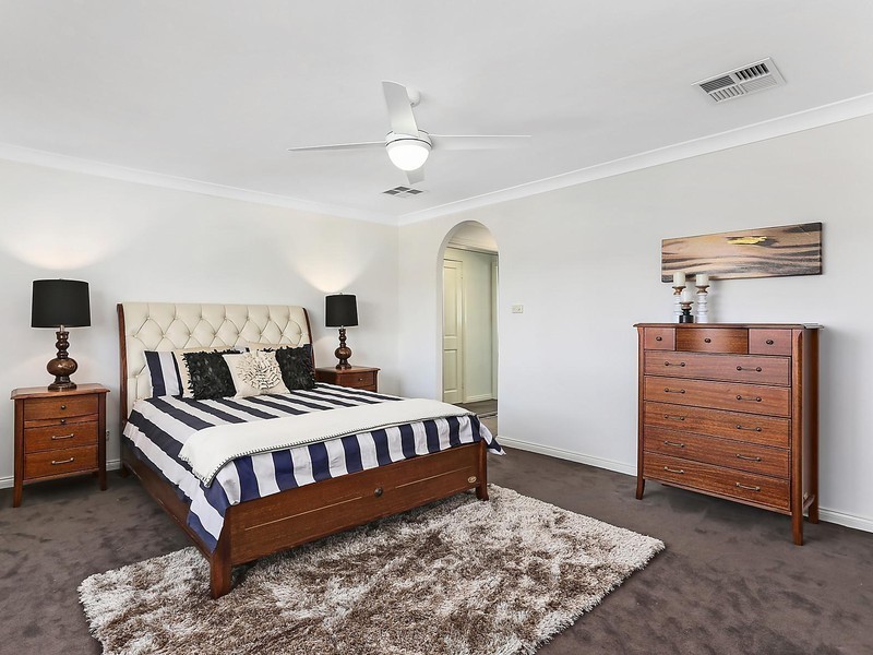 81 Gindurra Avenue, Castle Hill NSW 2154