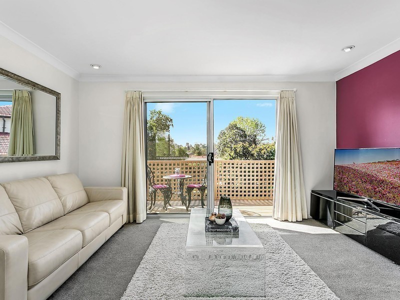 2 Manor Place, Baulkham Hills NSW 2153