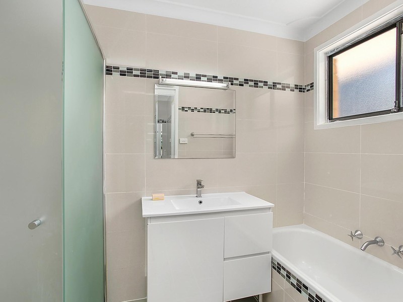 23 Anderson Road, Northmead NSW 2152