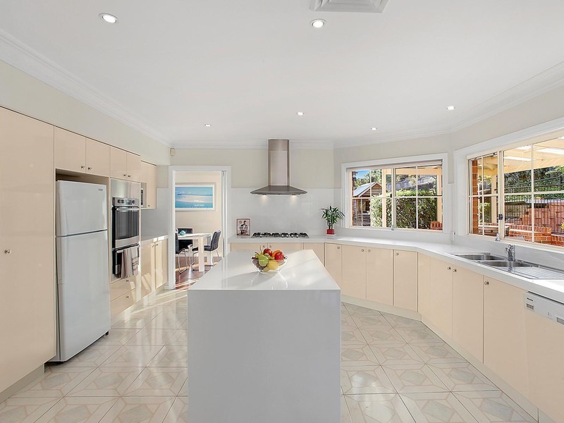 16 Rockwall Place, West Pennant Hills NSW 2125