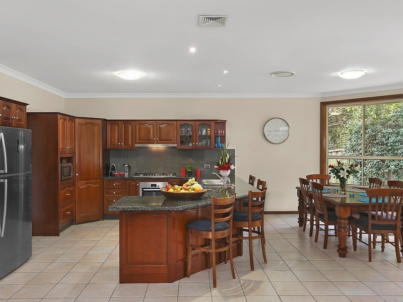 3 Crinan Court, Castle Hill NSW 2154