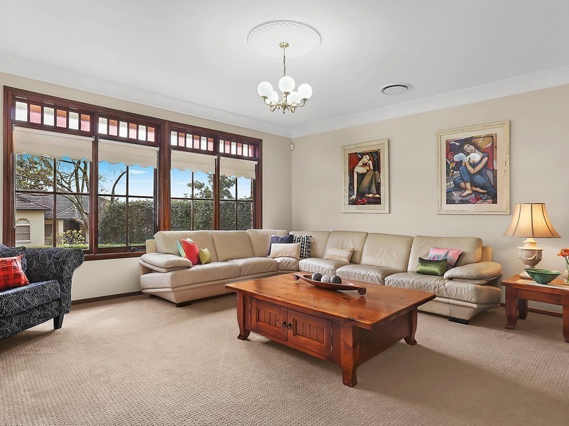 3 Crinan Court, Castle Hill NSW 2154