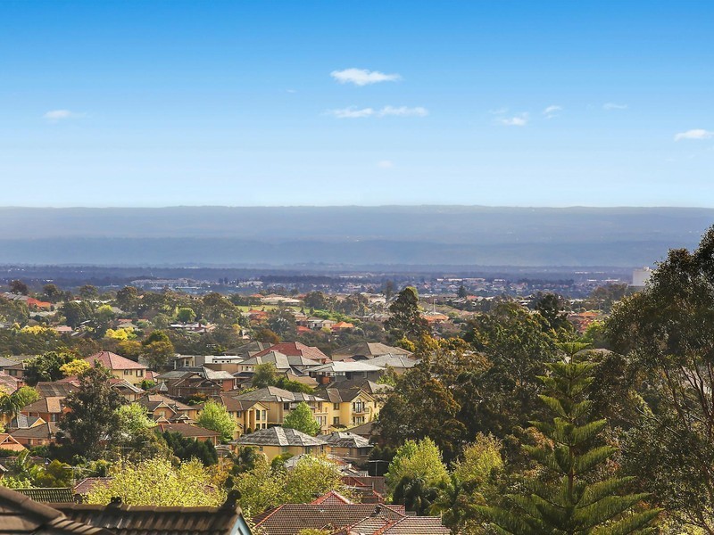 3 Crinan Court, Castle Hill NSW 2154