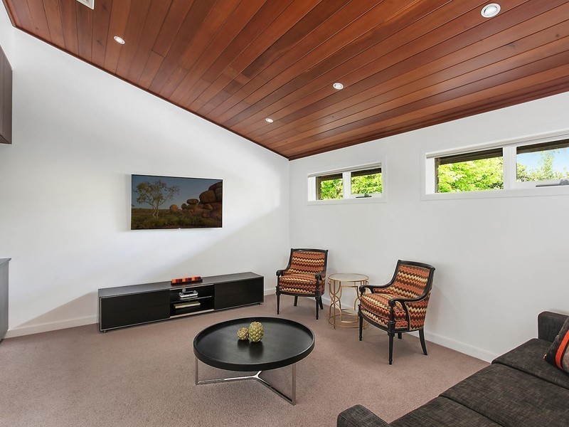 10 Lockhart Avenue, Castle Hill NSW 2154