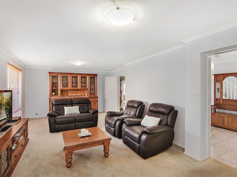 16 Kinaldy Crescent, Kellyville NSW 2155