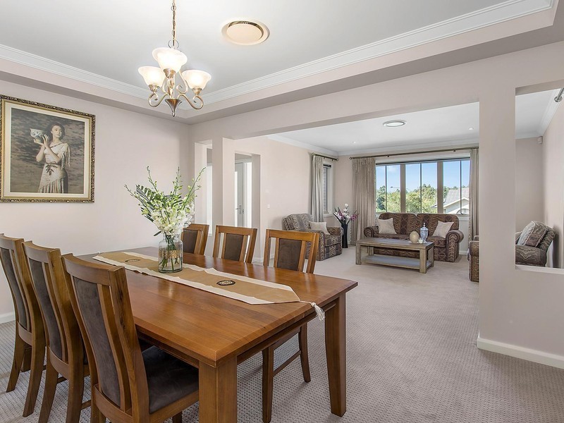 43 Queensbury Avenue, Kellyville NSW 2155