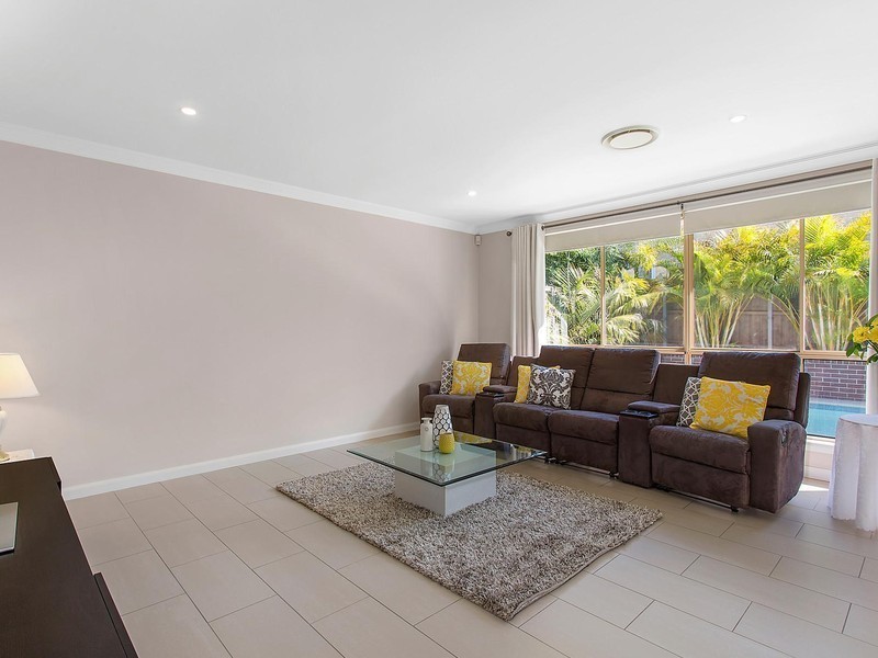 43 Queensbury Avenue, Kellyville NSW 2155