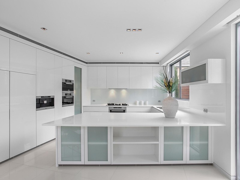 73 Edgewater Drive, Bella Vista NSW 2153