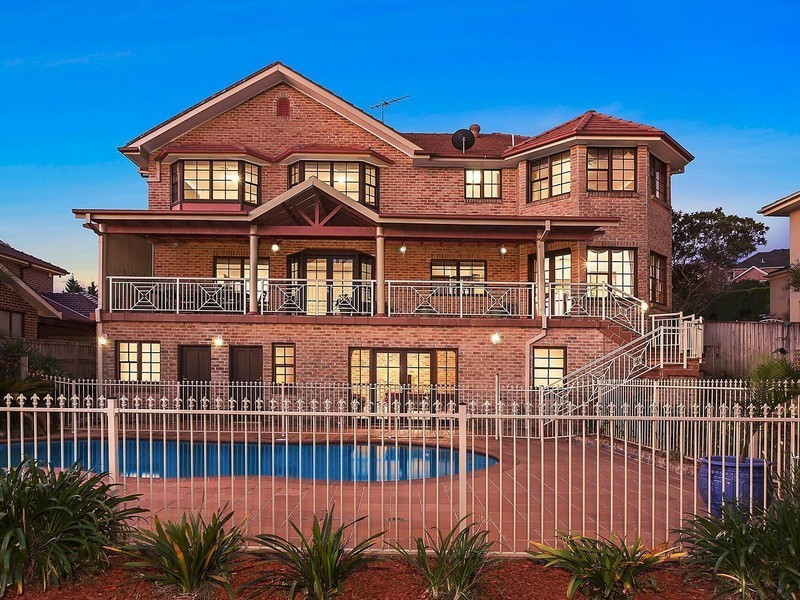 7 Luss Court, Glenhaven NSW 2156