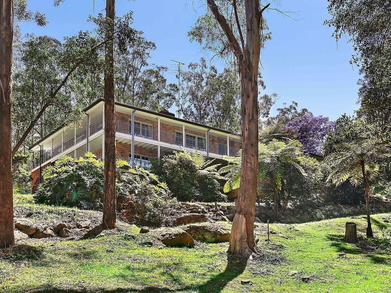 14 Davey Road, Dural NSW 2158