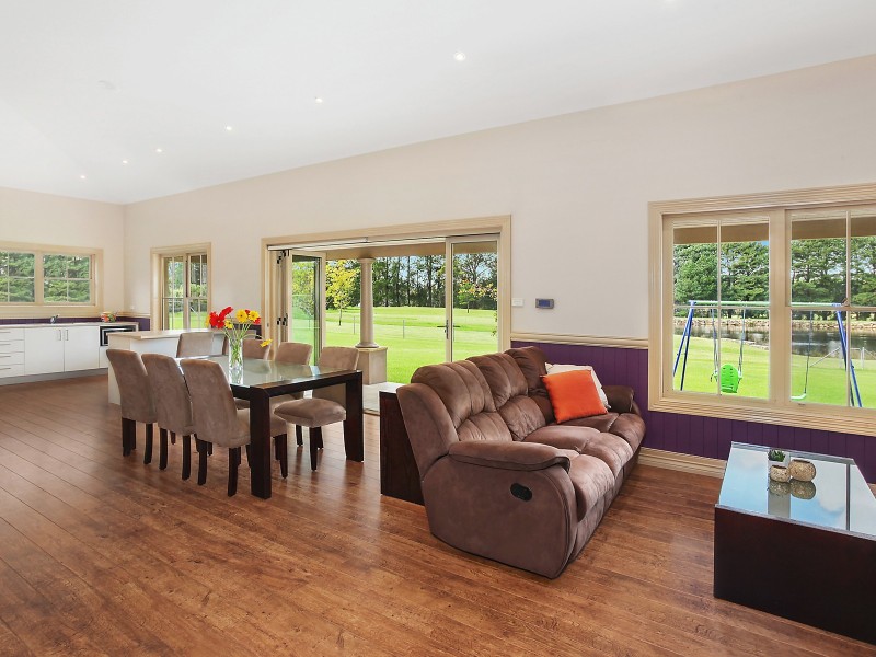 2 Hemers Road, Dural NSW 2158