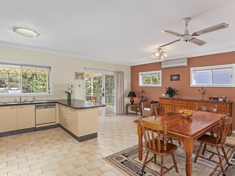 98 Eaton Road, West Pennant Hills NSW 2125