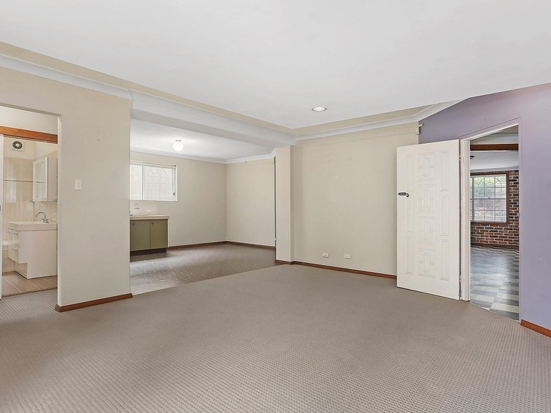 98 Eaton Road, West Pennant Hills NSW 2125