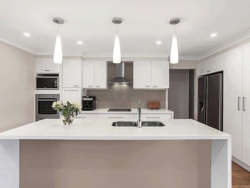 5 Rhodes Place, Kellyville NSW 2155