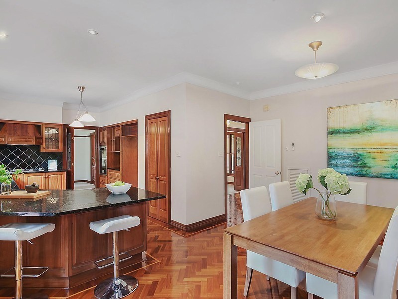 27 Royal Oak Place, West Pennant Hills NSW 2125