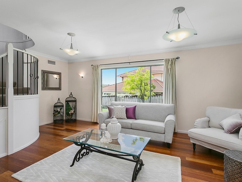 15 Highbrook Place, Castle Hill NSW 2154