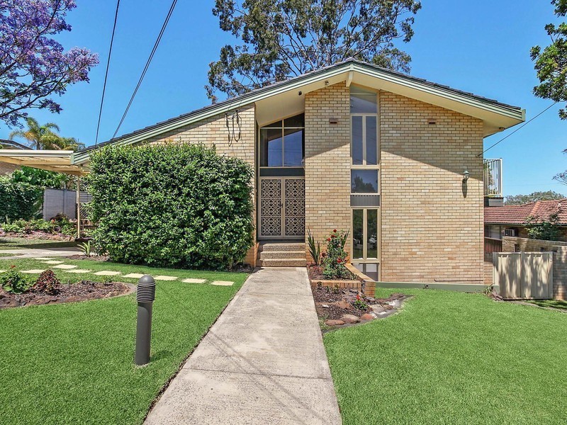 2 Oxley Avenue, Castle Hill NSW 2154
