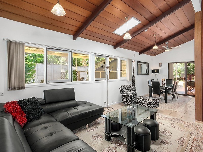 2 Oxley Avenue, Castle Hill NSW 2154