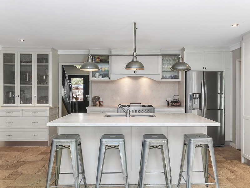 8 Read Place, West Pennant Hills NSW 2125