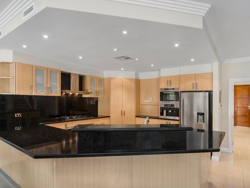 9 Donnegal Court, Castle Hill NSW 2154