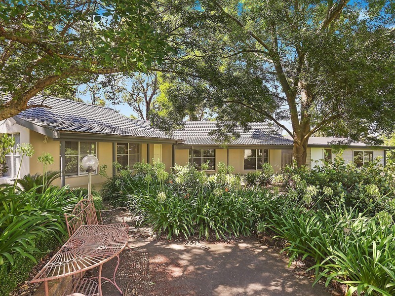 68 Crosslands Road, Galston NSW 2159