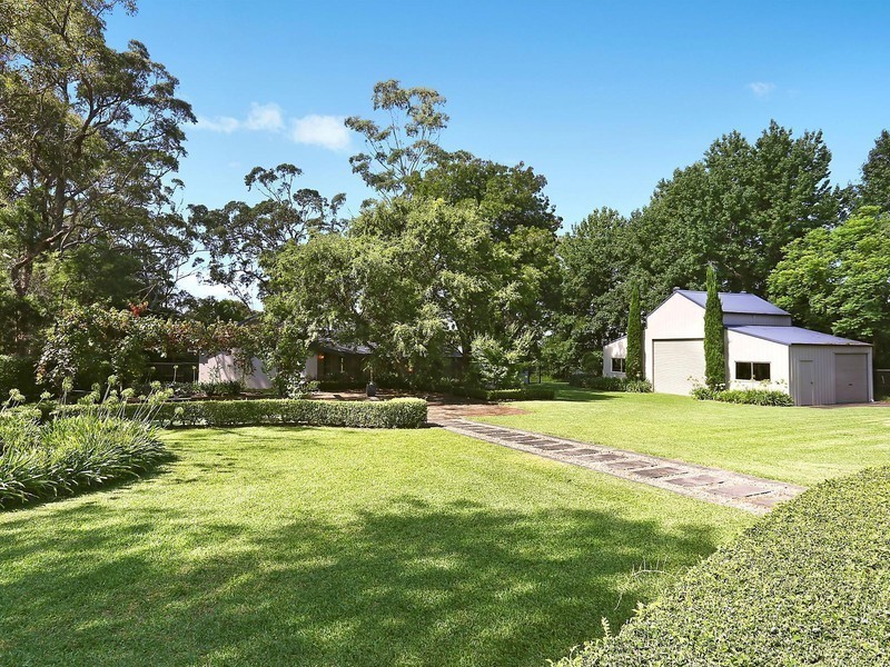 68 Crosslands Road, Galston NSW 2159