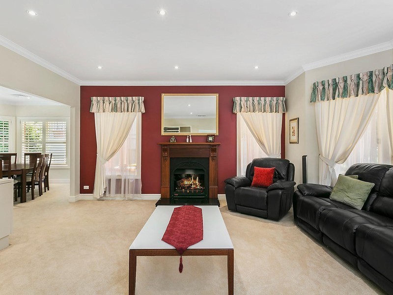 14 Stone Pine Way, Bella Vista NSW 2153