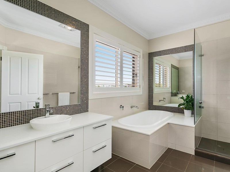 14 Stone Pine Way, Bella Vista NSW 2153