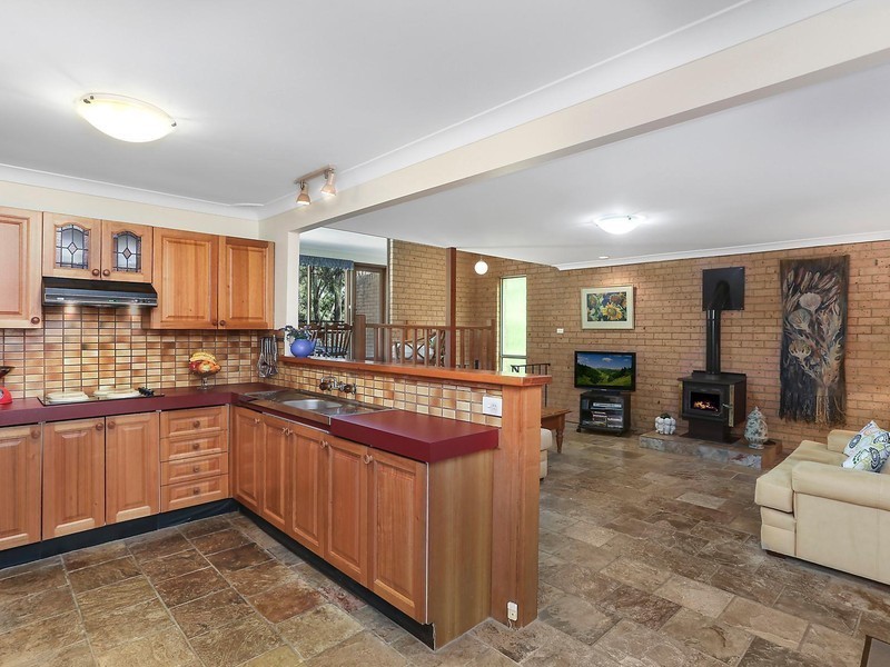 90 Westmore Drive, West Pennant Hills NSW 2125